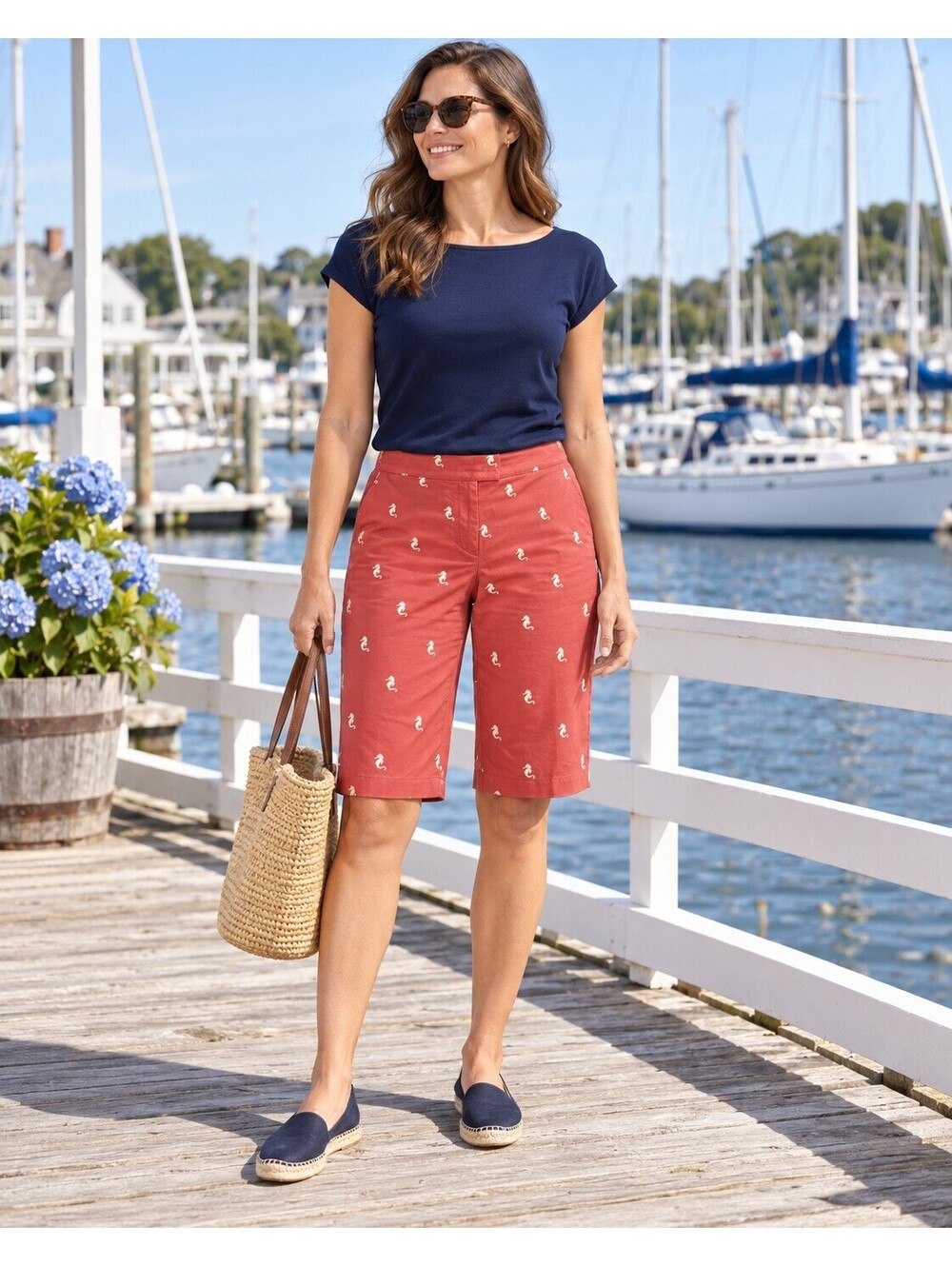 Talbots Bermuda Shorts 8 Coral Seahorse Embroidered Cotton Coastal Preppy